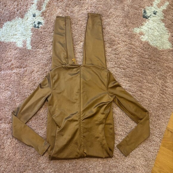 SKIMS Scoop Neck Long Sleeve Catsuit Jumpsuit Sculpting Zip Up Shimmer Carmel-S - Picture 2 of 5